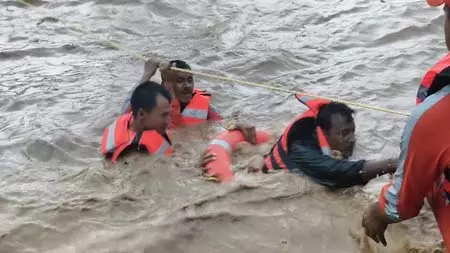 NDRF स्थापना दिवस: पीएम मोदी बोले- बिना थके सेवा करते हैं हमारे जवान NDRF स्थापना दिवस: पीएम मोदी बोले- बिना थके सेवा करते हैं हमारे जवान