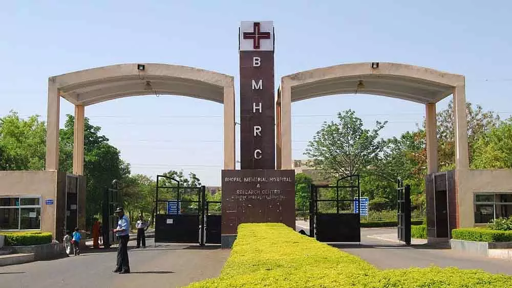 MP : एंजियोप्लास्टी के बाद मौत के मामले में जिला उपभोक्ता फोरम ने BMHRC को राहत दी MP : एंजियोप्लास्टी के बाद मौत के मामले में जिला उपभोक्ता फोरम ने BMHRC को राहत दी