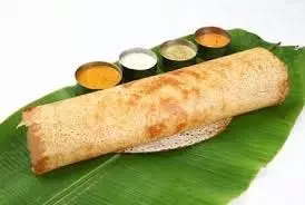 Chilli Garlic Rava Dosa: घर पर आसानी से बनाएं चिली गार्लिक रवा डोसा Chilli Garlic Rava Dosa: घर पर आसानी से बनाएं चिली गार्लिक रवा डोसा