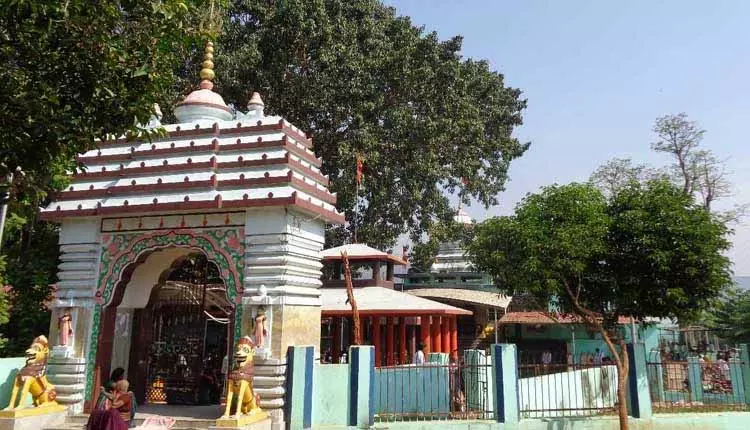 Maa Majhighariani Temple के दानपात्रों से 6 महीने के अंतराल के बाद 1.4 करोड़ रुपये मिले Maa Majhighariani Temple के दानपात्रों से 6 महीने के अंतराल के बाद 1.4 करोड़ रुपये मिले