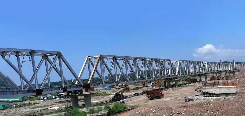 Chakki Bridge के इंस्पेक्शन से सर्विस जल्द शुरू होने की उम्मीद बढ़ी Chakki Bridge के इंस्पेक्शन से सर्विस जल्द शुरू होने की उम्मीद बढ़ी
