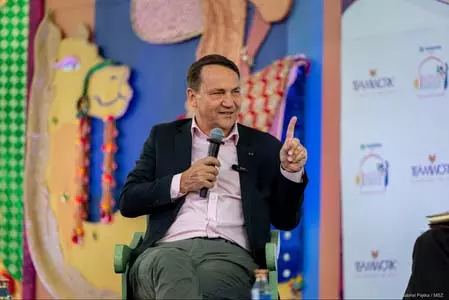 टैरिफ के जरिए भारत को सेलेक्टिव टारगेट करना गलत, एस जयशंकर से बोले पोलैंड के डिप्टी पीएम टैरिफ के जरिए भारत को सेलेक्टिव टारगेट करना गलत, एस जयशंकर से बोले पोलैंड के डिप्टी पीएम