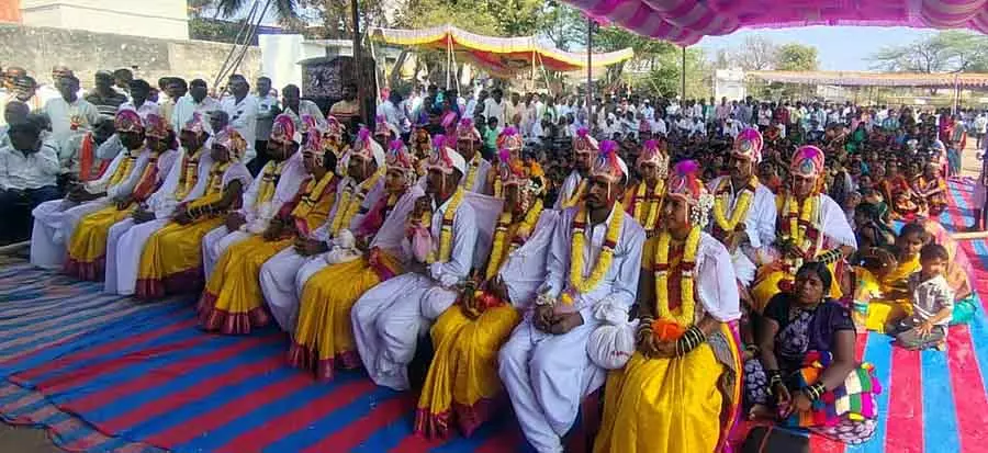सामूहिक विवाह सद्भाव को बढ़ावा देते हैं: Oppateshwara Swamiji सामूहिक विवाह सद्भाव को बढ़ावा देते हैं: Oppateshwara Swamiji