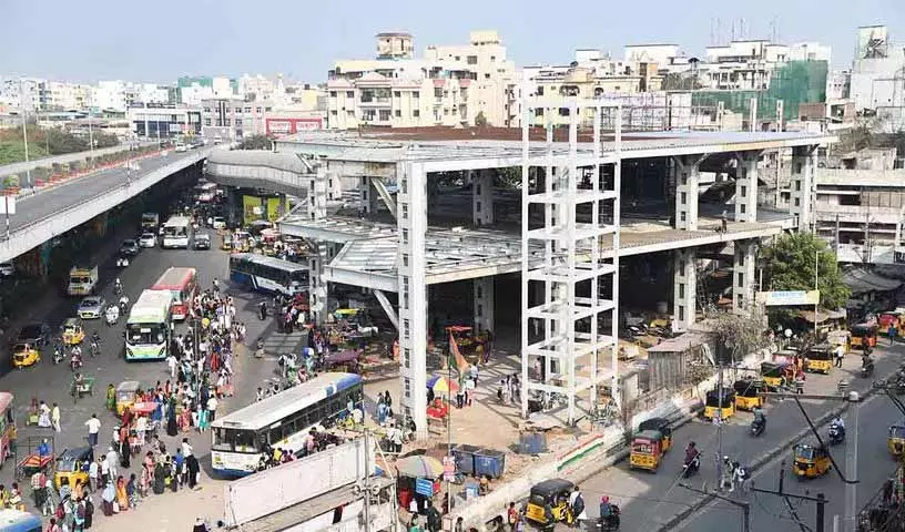 Hyderabad का मेहदीपट्टनम स्काईवॉक लगभग पूरा होने वाला है, मार्च 2026 तक चालू हो जाएगा Hyderabad का मेहदीपट्टनम स्काईवॉक लगभग पूरा होने वाला है, मार्च 2026 तक चालू हो जाएगा