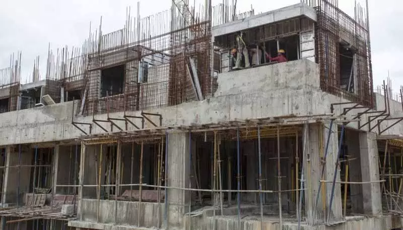 Kangra: खुले कंस्ट्रक्शन साइट्स से निकलने वाली धूल पर्यावरण और पब्लिक हेल्थ के लिए खतरा Kangra: खुले कंस्ट्रक्शन साइट्स से निकलने वाली धूल पर्यावरण और पब्लिक हेल्थ के लिए खतरा