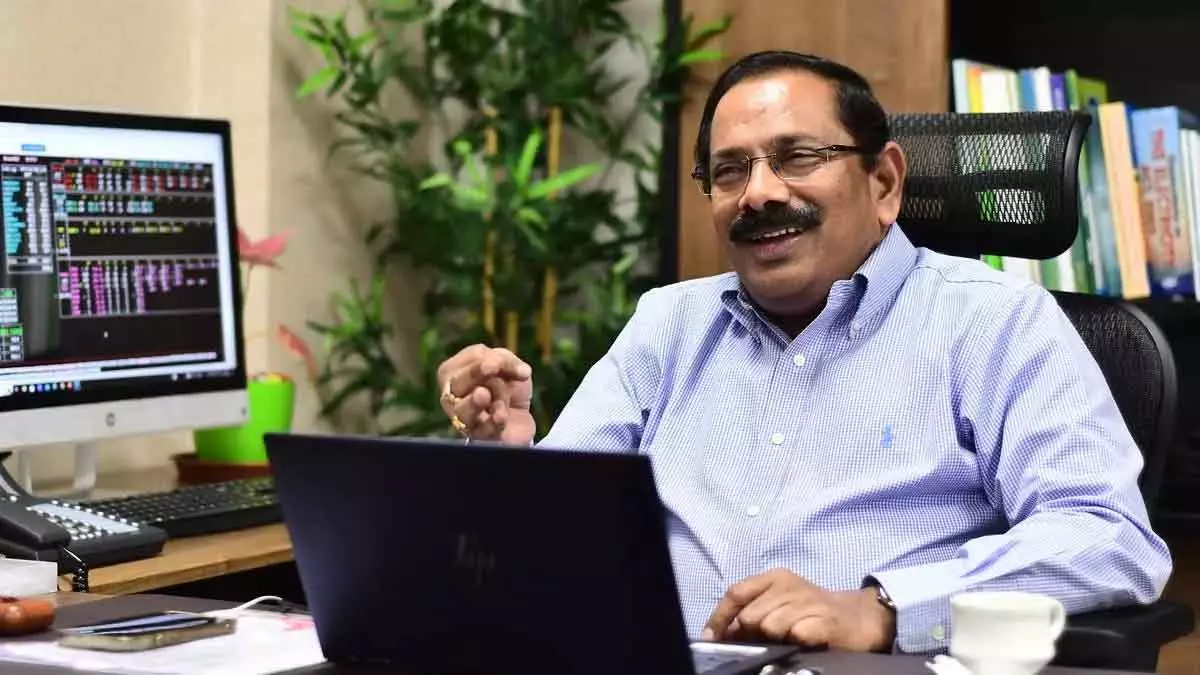 योगी वेमना जयंती: Andhra Pradesh सरकार ने राजकीय सम्मान के साथ दी श्रद्धांजलि योगी वेमना जयंती: Andhra Pradesh सरकार ने राजकीय सम्मान के साथ दी श्रद्धांजलि