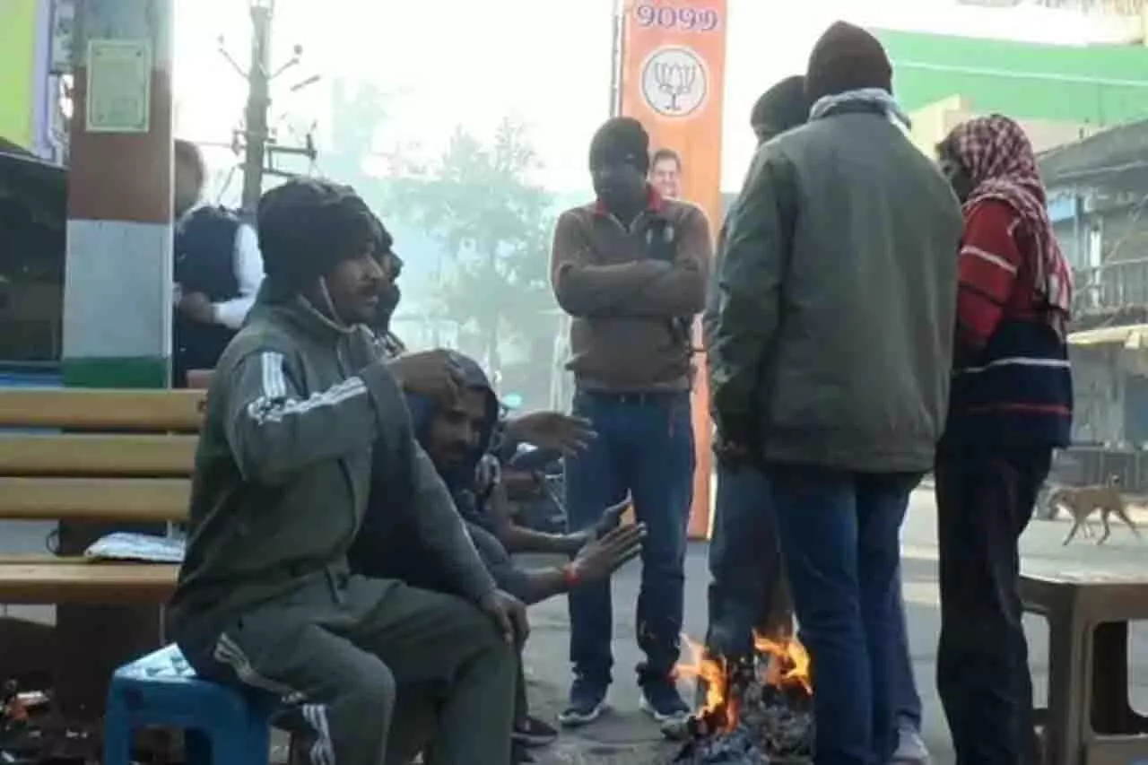 Odisha: मौसम में बदलाव, रात का तापमान बढ़ने से ठंड कम हुई Odisha: मौसम में बदलाव, रात का तापमान बढ़ने से ठंड कम हुई