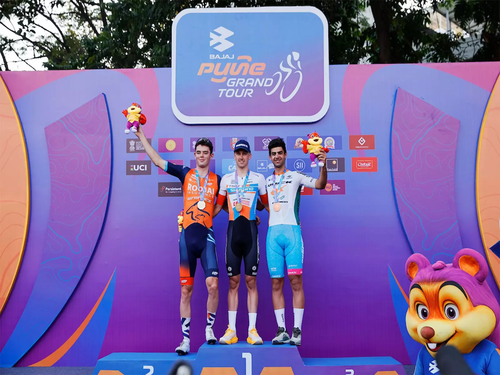 Pune Grand Tour 2026 में फर्गस ब्राउनिंग और हर्षवीर सिंह ने शानदार प्रदर्शन किया Pune Grand Tour 2026 में फर्गस ब्राउनिंग और हर्षवीर सिंह ने शानदार प्रदर्शन किया