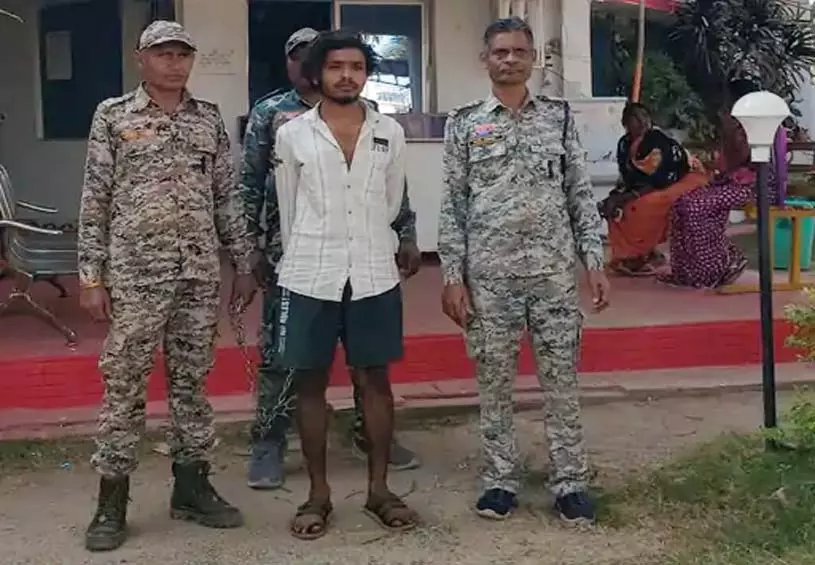 13 बोरी धान चोरी का खुलासा, पुलिस ने 24 घंटे में दो आरोपियों को किया गिरफ्तार 13 बोरी धान चोरी का खुलासा, पुलिस ने 24 घंटे में दो आरोपियों को किया गिरफ्तार