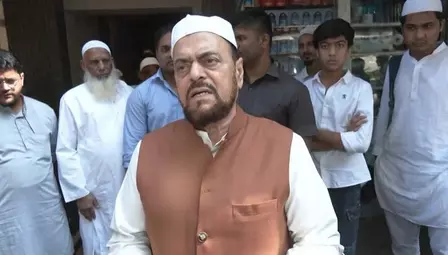 सपा नेता अबू आजमी ने सीएम देवेंद्र फडणवीस को लिखा पत्र, रखी ये मांग सपा नेता अबू आजमी ने सीएम देवेंद्र फडणवीस को लिखा पत्र, रखी ये मांग
