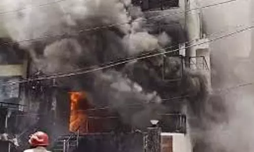 Bihar News: हॉस्टल के कमरे में लगी आग, 6 छात्र झुलसे Bihar News: हॉस्टल के कमरे में लगी आग, 6 छात्र झुलसे