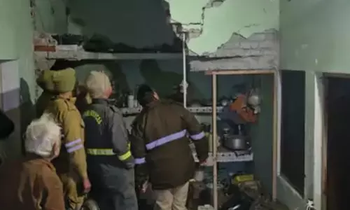रिटायर्ड इंजीनियर के घर ब्लास्ट, पूरा कमरा ध्वस्त