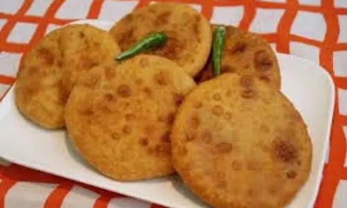 Aloo Matar Kachori:  आलू मटर कचौरी, नोट करें झटपट बनाने की रेसिपी