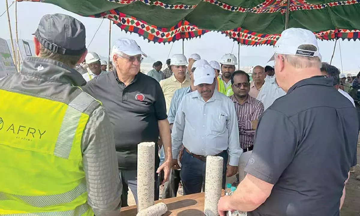 Andhra: विदेशी विशेषज्ञ टीम ने पोलावरम प्रोजेक्ट की प्रगति का निरीक्षण किया