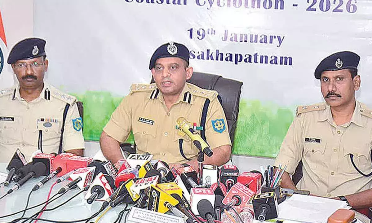 Andhra: CISF 28 जनवरी को वंदे मातरम कोस्टल साइक्लोथॉन-’26 को हरी झंडी दिखाएगी Andhra: CISF 28 जनवरी को वंदे मातरम कोस्टल साइक्लोथॉन-’26 को हरी झंडी दिखाएगी