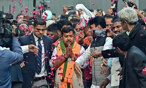 नितिन नबीन निर्विरोध भाजपा के 12वें राष्ट्रीय अध्यक्ष...Z कैटेगरी की सुरक्षा मिली नितिन नबीन निर्विरोध भाजपा के 12वें राष्ट्रीय अध्यक्ष...Z कैटेगरी की सुरक्षा मिली