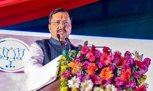 नितिन नबीन ने झंडेवालान मंदिर में की पूजा, संभालेंगे भाजपा के राष्ट्रीय अध्यक्ष का पदभार