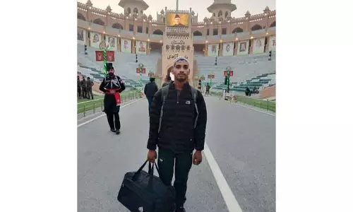 भारत ने अटारी-वाघा बॉर्डर के रास्ते Pakistani नागरिक को वापस भेजा