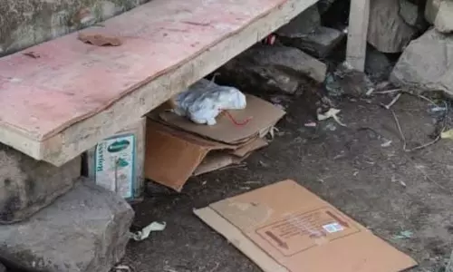 Baramulla :संदिग्ध वस्तु मिलने से हड़कंप, सुरक्षा बलों ने सील किया पूरा इलाका Baramulla :संदिग्ध वस्तु मिलने से हड़कंप, सुरक्षा बलों ने सील किया पूरा इलाका