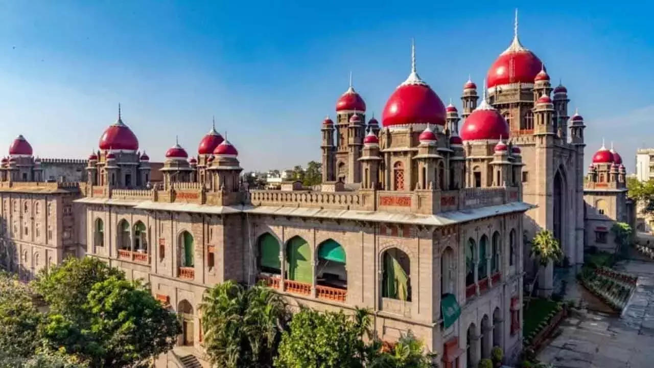 HC ने KCR को 26 फरवरी तक अंतरिम सुरक्षा दी HC ने KCR को 26 फरवरी तक अंतरिम सुरक्षा दी