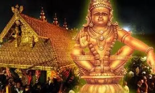 Sabarimala Temple: फिर चर्चा में सबरीमाला, कौन हैं भगवान अयप्पा के द्वारपालक और कितना है मंदिर के पास सोना Sabarimala Temple: फिर चर्चा में सबरीमाला, कौन हैं भगवान अयप्पा के द्वारपालक और कितना है मंदिर के पास सोना