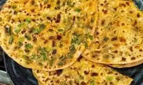 Breakfast: हरे लहसुन का पराठा Breakfast: हरे लहसुन का पराठा