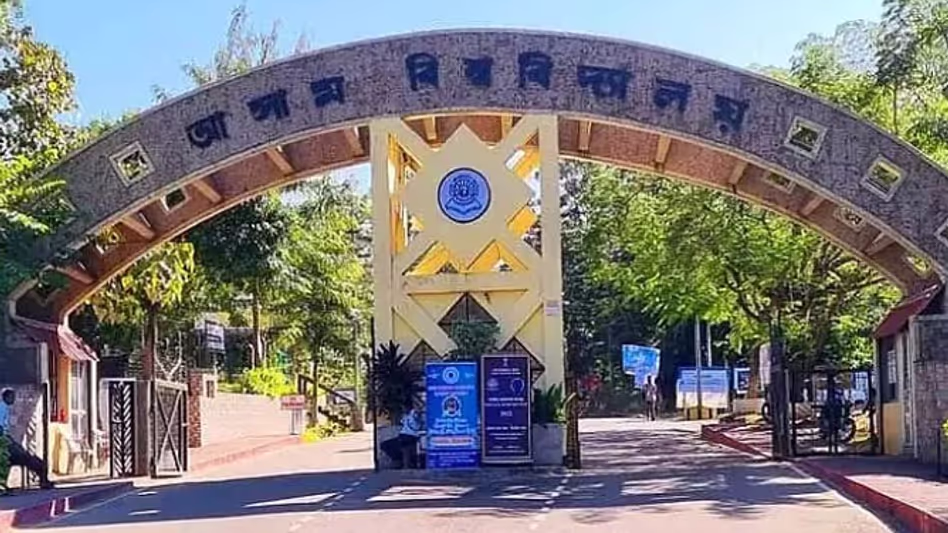 Assam यूनिवर्सिटी ने दीक्षांत समारोह शुरू किया, आनंद महिंद्रा को डी.लिट. से सम्मानित