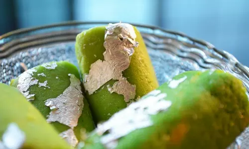 Chhindwara: मिठाई में विषैले पदार्थ से लोगों की सुरक्षा पर सवाल Chhindwara: मिठाई में विषैले पदार्थ से लोगों की सुरक्षा पर सवाल