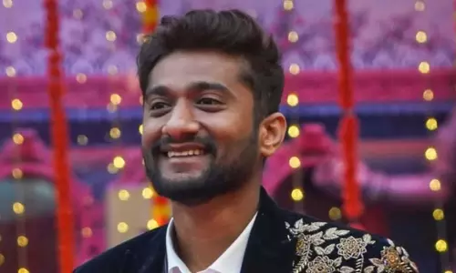 Bigg Boss Kannada 12 विनर: गिल्ली नाता का हीरो जैसा स्वागत Bigg Boss Kannada 12 विनर: गिल्ली नाता का हीरो जैसा स्वागत