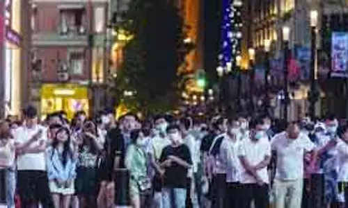 China में जनसंख्या में रिकॉर्ड गिरावट China में जनसंख्या में रिकॉर्ड गिरावट