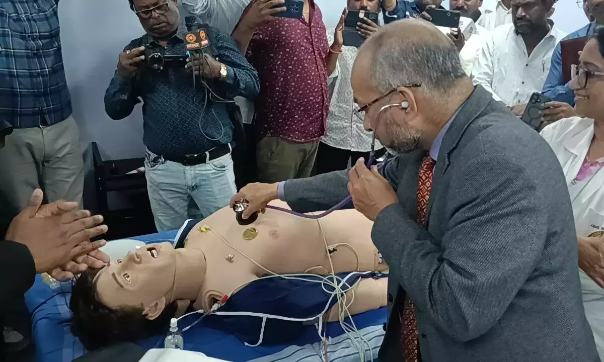 Telangana : एम्स बीबीनगर ने 5.4 करोड़ रुपये की रोबोटिक सुविधा का अनावरण किया