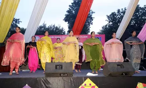 Ludhiana: GNDEC कैंपस में सालाना कल्चरल इवेंट के लिए रौनक Ludhiana: GNDEC कैंपस में सालाना कल्चरल इवेंट के लिए रौनक
