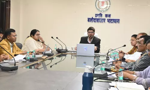 भौतिक सत्यापन उपरांत ही टोकन अनुसार किसानों से धान खरीदी हो : कलेक्टर भौतिक सत्यापन उपरांत ही टोकन अनुसार किसानों से धान खरीदी हो : कलेक्टर