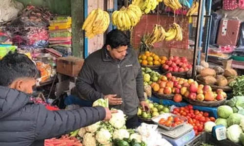 पीएम स्वनिधि योजना: चमोली के युवा बन रहे आर्थिक रूप से आत्मनिर्भर, रेहड़ी-पटरी वालों की बदली तस्वीर पीएम स्वनिधि योजना: चमोली के युवा बन रहे आर्थिक रूप से आत्मनिर्भर, रेहड़ी-पटरी वालों की बदली तस्वीर