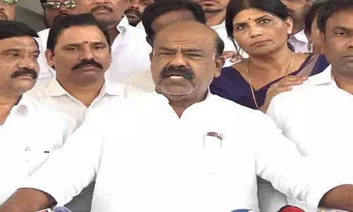 बीआरएस नेता मधुसूदन चारी ने हरीश राव को SIT Notice देने पर रेवंत रेड्डी की आलोचना की