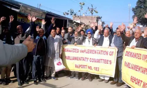 JKSAC ने डीपी के लिए एसटी-2 का दर्जा और पीओजेके की आजादी की मांग की JKSAC ने डीपी के लिए एसटी-2 का दर्जा और पीओजेके की आजादी की मांग की