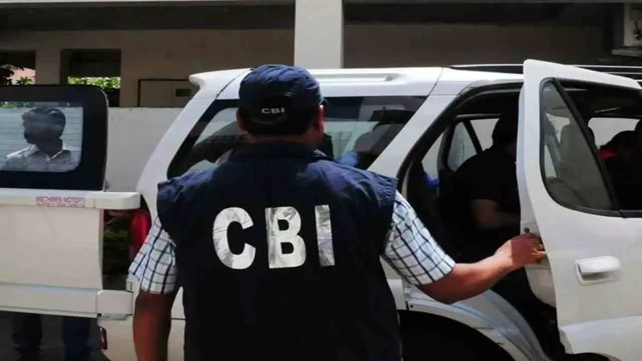 Chandigarh: CBI कार्रवाई से चंडीगढ़ पुलिस में हड़कंप Chandigarh: CBI कार्रवाई से चंडीगढ़ पुलिस में हड़कंप