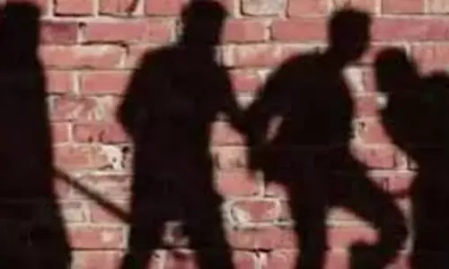 Bareilly: सिर मुंडवाने और मूंछ काटने की घटना पर कार्रवाई