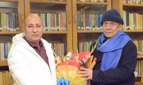 शाहीन, KCCI प्रतिनिधिमंडल ने एलजी से मुलाकात की शाहीन, KCCI प्रतिनिधिमंडल ने एलजी से मुलाकात की