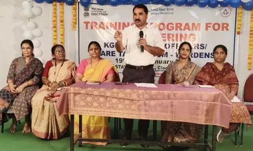 लड़कियों की तरक्की के लिए मदद मिलनी चाहिए: DEO भिक्षापति लड़कियों की तरक्की के लिए मदद मिलनी चाहिए: DEO भिक्षापति