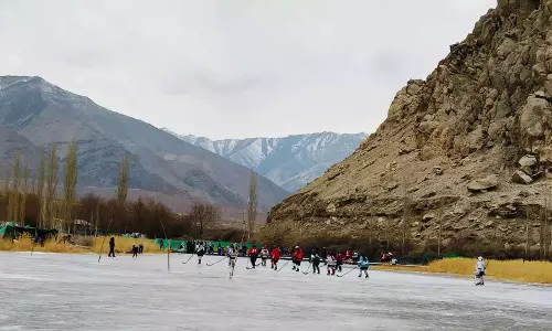 Ladakh में खेलो इंडिया विंटर गेम्स 2026 का आगाज़: बर्फीली वादियों में एथलीटों का दम Ladakh में खेलो इंडिया विंटर गेम्स 2026 का आगाज़: बर्फीली वादियों में एथलीटों का दम