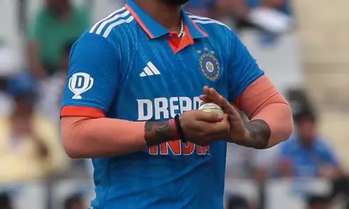 टी20 सीरीज: ईशान किशन की प्लेइंग इलेवन में जगह पक्की, तीसरे नंबर पर खेलेंगे टी20 सीरीज: ईशान किशन की प्लेइंग इलेवन में जगह पक्की, तीसरे नंबर पर खेलेंगे