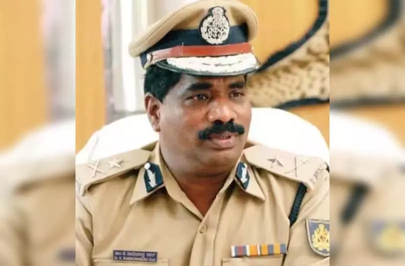 DGP पर गिरी गाज, अश्लील वीडियो सामने आने के बाद बड़ा एक्शन DGP पर गिरी गाज, अश्लील वीडियो सामने आने के बाद बड़ा एक्शन