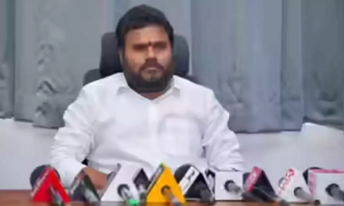 वक्फ की ज़मीन पर जबरन कब्ज़ा करने की कोशिश गैर-कानूनी है: BCY वक्फ की ज़मीन पर जबरन कब्ज़ा करने की कोशिश गैर-कानूनी है: BCY
