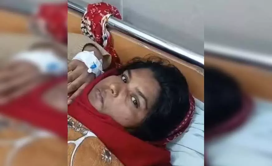 12 बहनों को एक भाई मिला...परिवार में खुशी का ठिकाना नहीं 12 बहनों को एक भाई मिला...परिवार में खुशी का ठिकाना नहीं