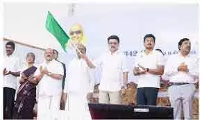 स्टालिन ने Chennai के छठे जलाशय के लिए आधारशिला रखी स्टालिन ने Chennai के छठे जलाशय के लिए आधारशिला रखी