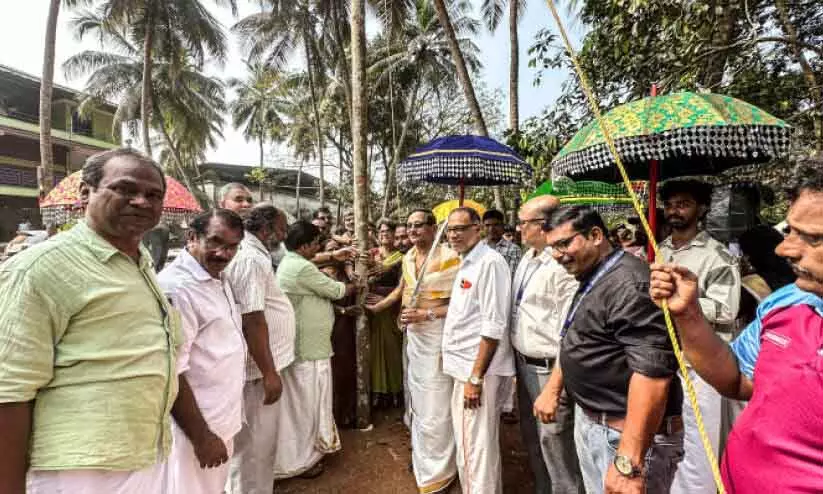 Kerala : मामांका फेस्टिवल पुराने ज़माने की शान के साथ शुरू हुआ Kerala : मामांका फेस्टिवल पुराने ज़माने की शान के साथ शुरू हुआ