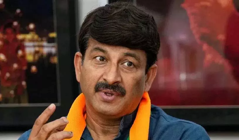 BJP MP मनोज तिवारी के पूर्व हाउस हेल्पर ने मुंबई के फ्लैट से 5.4 लाख रुपये चुराए BJP MP मनोज तिवारी के पूर्व हाउस हेल्पर ने मुंबई के फ्लैट से 5.4 लाख रुपये चुराए