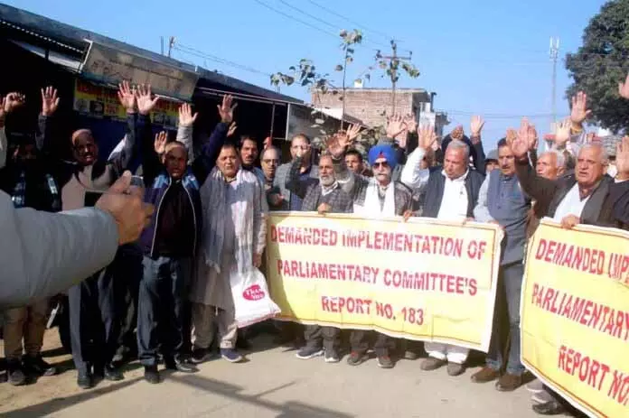 JKSAC ने डीपी के लिए एसटी-2 का दर्जा और पीओजेके की आजादी की मांग की JKSAC ने डीपी के लिए एसटी-2 का दर्जा और पीओजेके की आजादी की मांग की