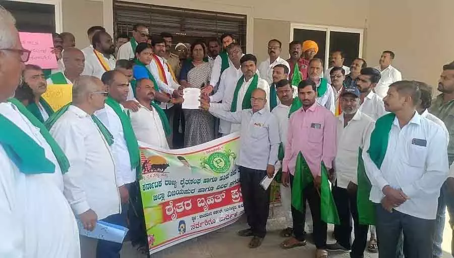 Karnataka ; बबलेश्वर को सड़क और पानी की सुविधा उपलब्ध कराना Karnataka ; बबलेश्वर को सड़क और पानी की सुविधा उपलब्ध कराना